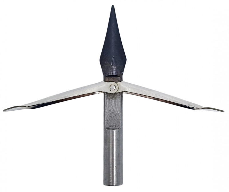 Два достаточно широких откидных флажка для надежного удержания рыбы, максимальный угол раскрытия лепестков немногим менее 90 градусов.