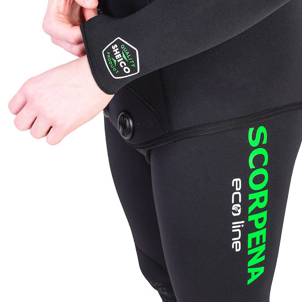 На 30% эта модель состоит из сырья вторичной переработки с заботой об экологии! Отсюда и «eco» в названии модели.