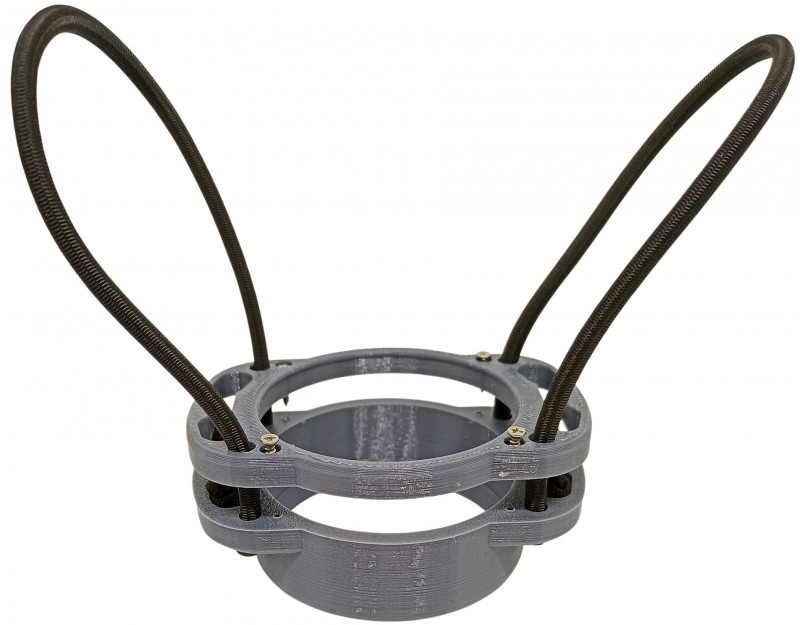 Держатель имеет съемную крышку снизу, прибор устанавливается внутрь и надежно зажимается этой крышкой, притянутой нержавеющими болтами (входят в комплект).