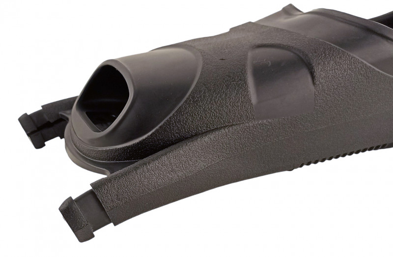 Короткие усы легко надеваются практически на любые лопасти, на концах закрепляются зажимами.