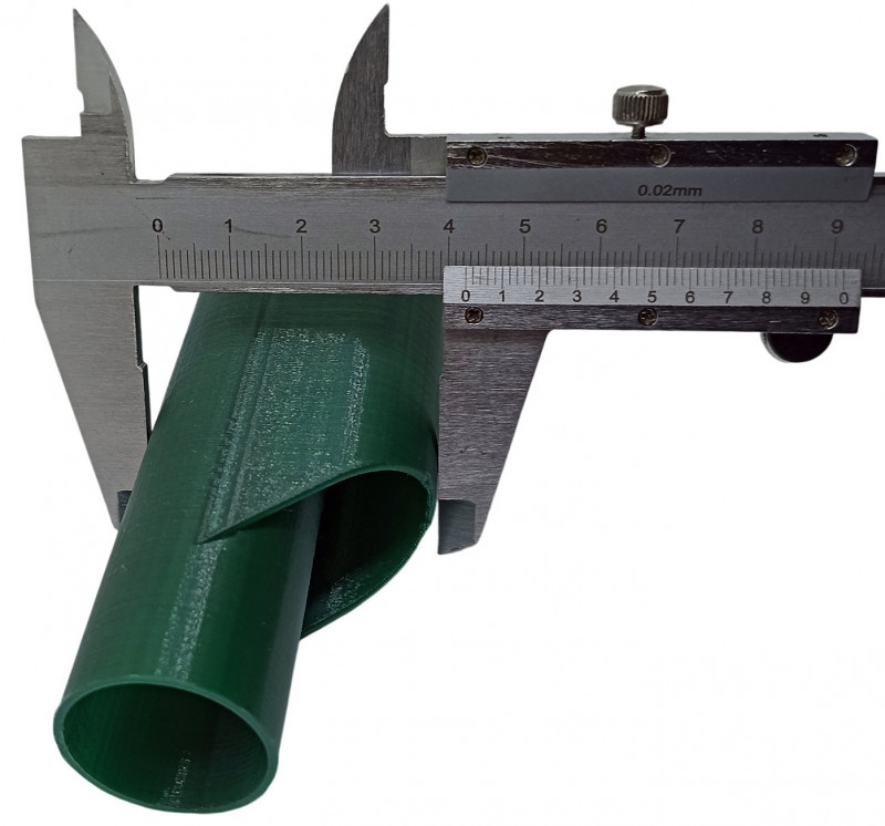 Максимальная ширина клапана - 4.2см.