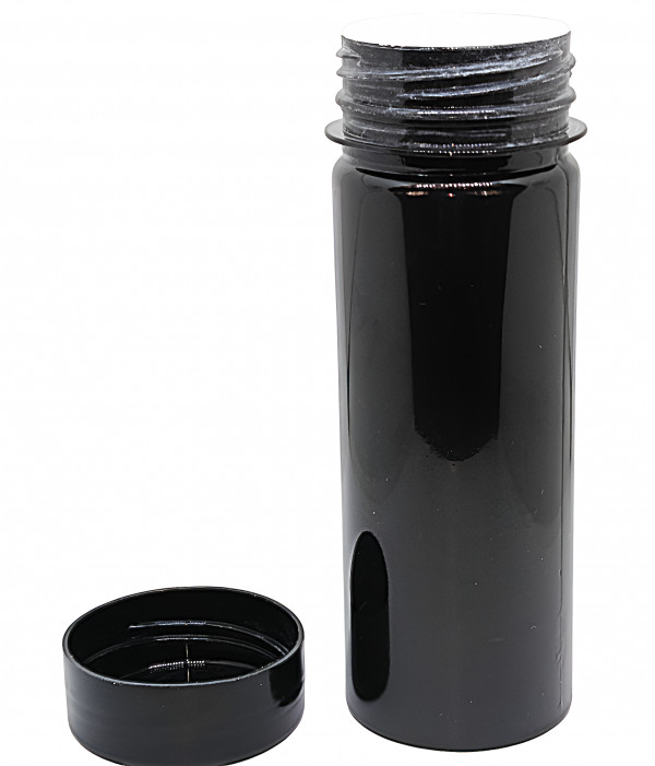 Заявленного объема около 50 грамм хватает надолго, если тальк расходуется бережно. Состав разработан с учетом контакта с различными типами тканей и уплотнителей сухих костюмов, не вызывает их повреждения.