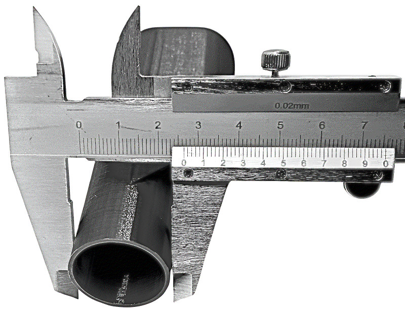 Внешний диаметр посадочного места - около 2.6см.