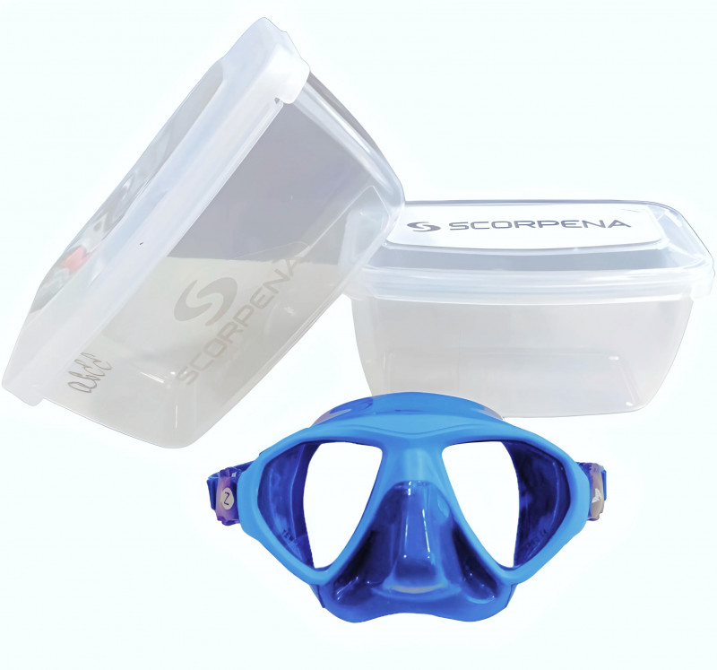 В комплекте идет удобный фирменный пластиковый бокс - идеальное решение для безопасного хранения и удобной транспортировки вашей маски. Модель бокса может различаться в зависимости от партии поставки.