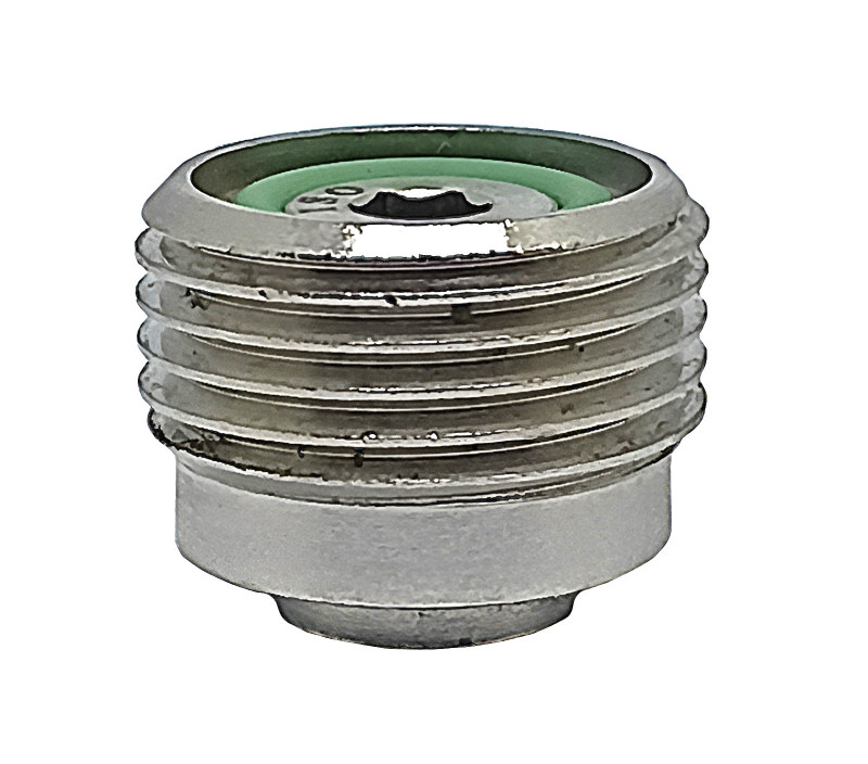 Диаметр резьбы - 1.58см. Вкручивается в вентиль той стороной, где есть проточка (нет резьбы), после вкручивания должен стать с вентилем заподлицо.