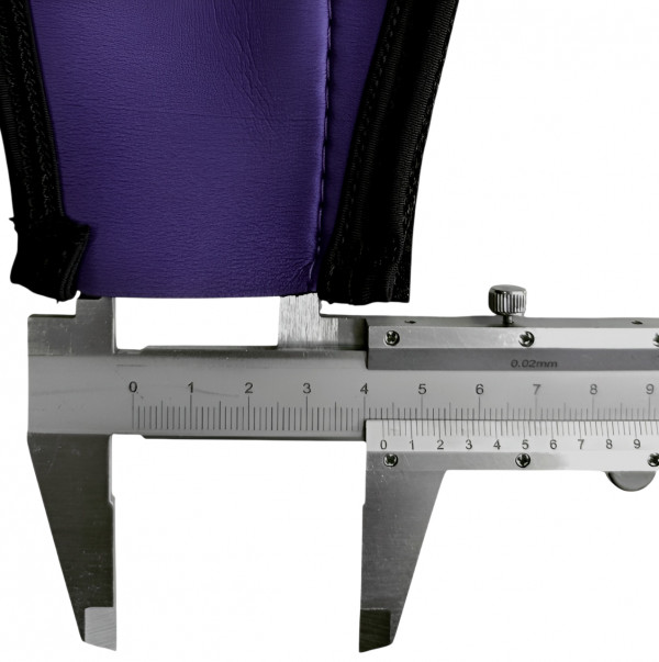 Ширина входного отверстия - 4см.