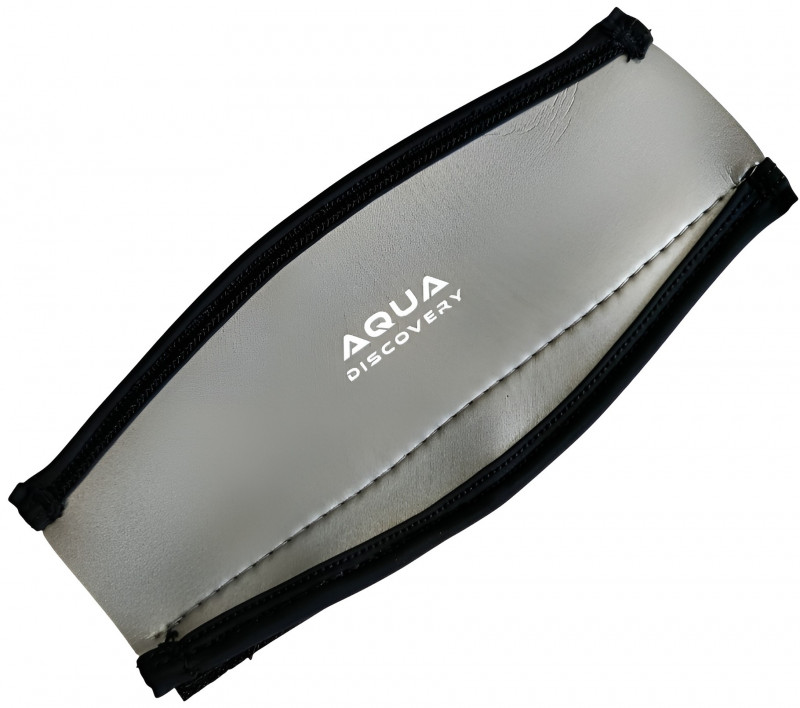 Фирменный очень стильный оголовник для ремешка вашей любимой маски от отечественного производителя компании AQUADISCOCERY. Создатель этих оголовников явно вдохновлялся от цвета драгоценных камней.