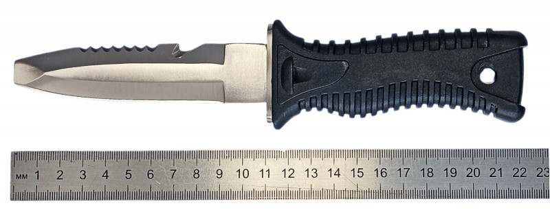 Длина режущей части (лезвия) - около 8.9см, общая длина клинка - примерно 11см.