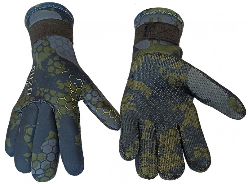 Бывшие в употреблении перчатки для подводной охоты и других водных увлечений, состояние отличное, в воде не были.