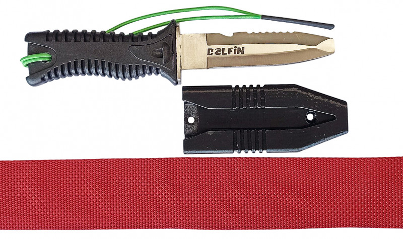 В основании ножен - отверстия диаметром - 4мм для крепления ножа на снаряжении в нужном вам месте.