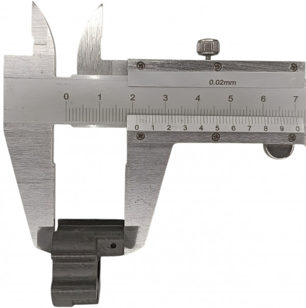Ширина втулки - чуть более 21мм.