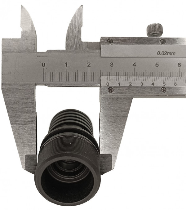 Ширина надульника по резьбовой части - около 2.8см.