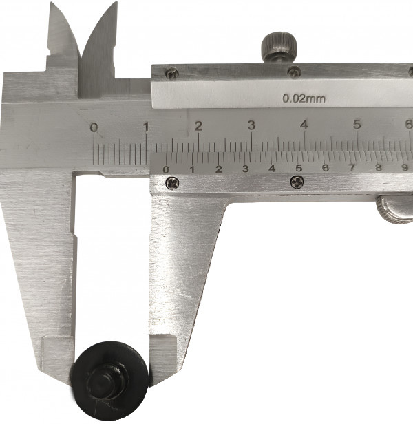 Диаметр «шляпки» - примерно 14мм.