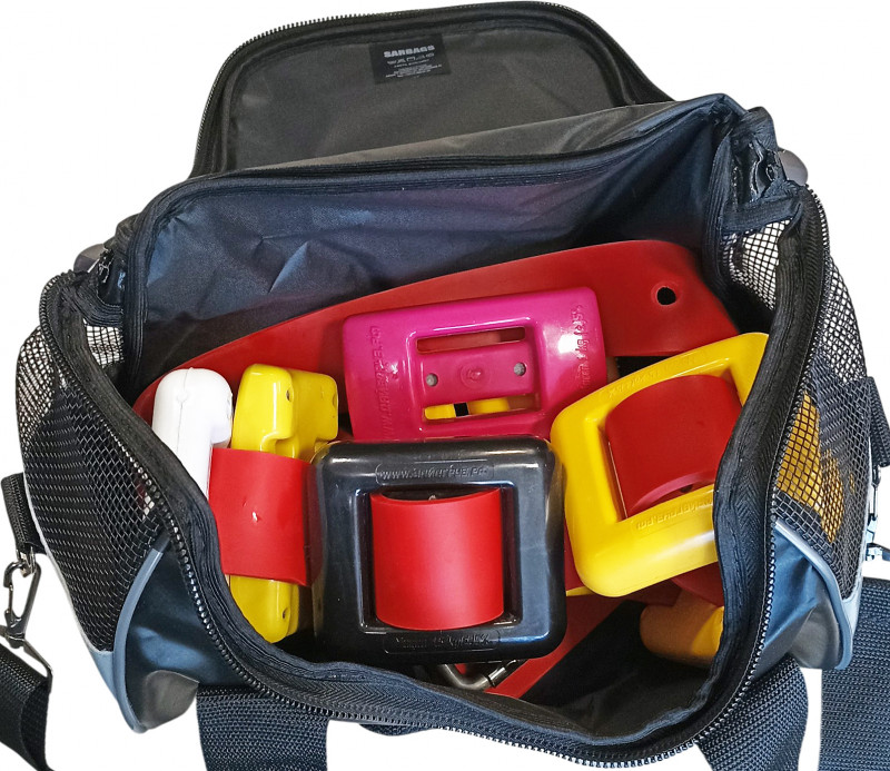 В этой роскошной сумке можно переносить до 32кг груза для подводного плавания, включая сам пояс или разгрузочную систему.