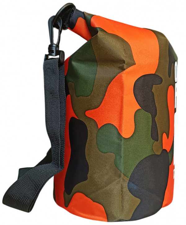 ПВХ с полиуретановым покрытием устойчив к истиранию и проколам, не теряет эластичность при низких температурах, защищен от выцветания под УФ‑излучением.