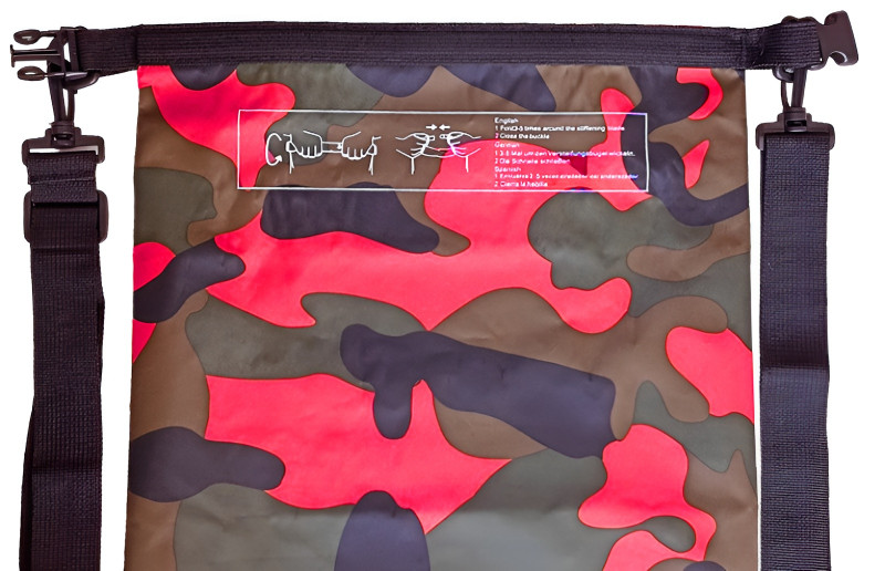 Верх мешка сворачивается на 2-3 оборота, создает надежный барьер и обеспечивает многократное использование без потери герметичности.