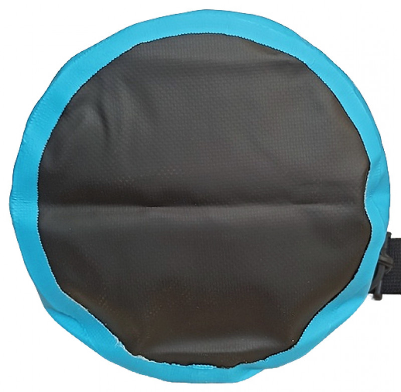 По дну гермомешок имеет круглое сечение. Диаметр - около 19см.