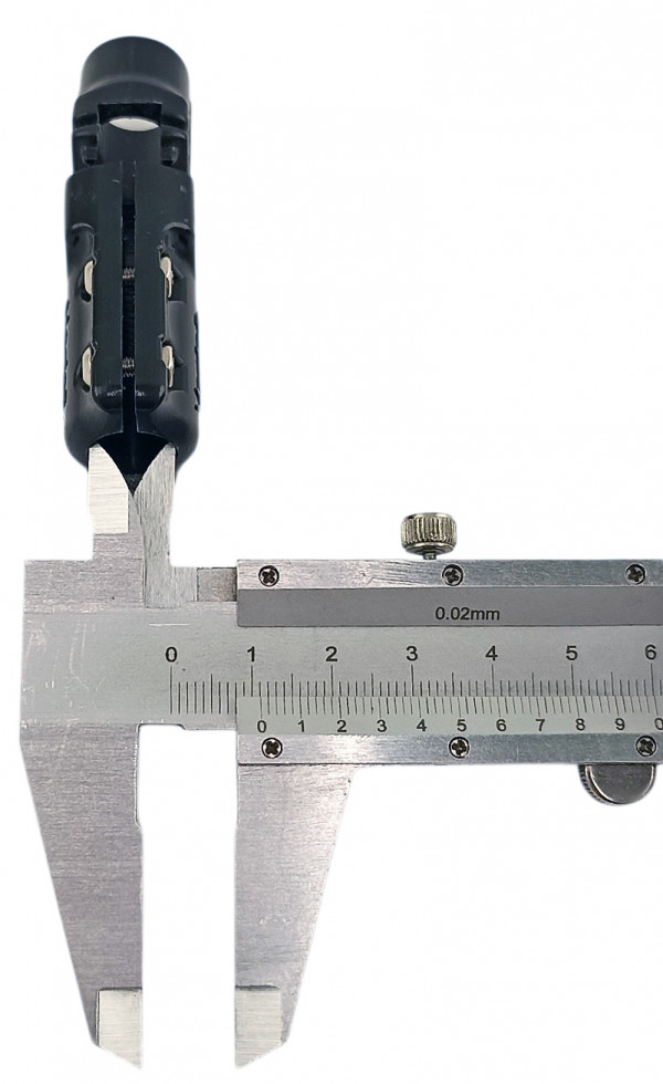 Внутренний диаметр отверстия под ствол составляет чуть более 1.1см.
