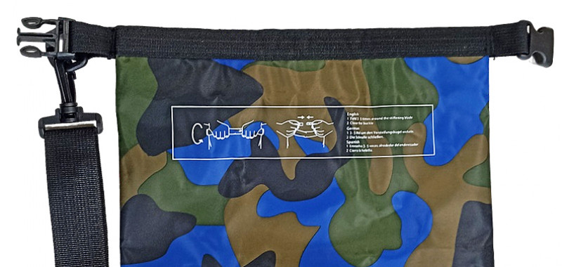 Верх мешка сворачивается на 2-3 оборота, создает надежный барьер и обеспечивает многократное использование без потери герметичности.