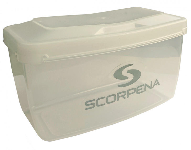 Продается вместе с пластиковым боксом для хранения и транспортировки.