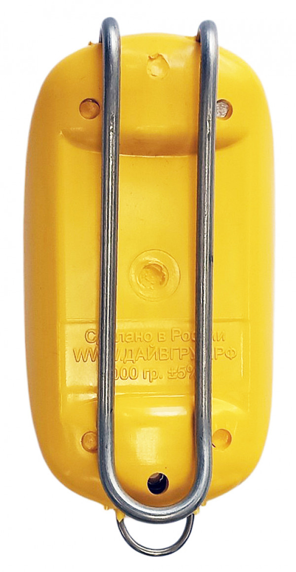 В основе идеи крепления - прочная подпружиненная металлическая скоба, а не традиционные прорези.