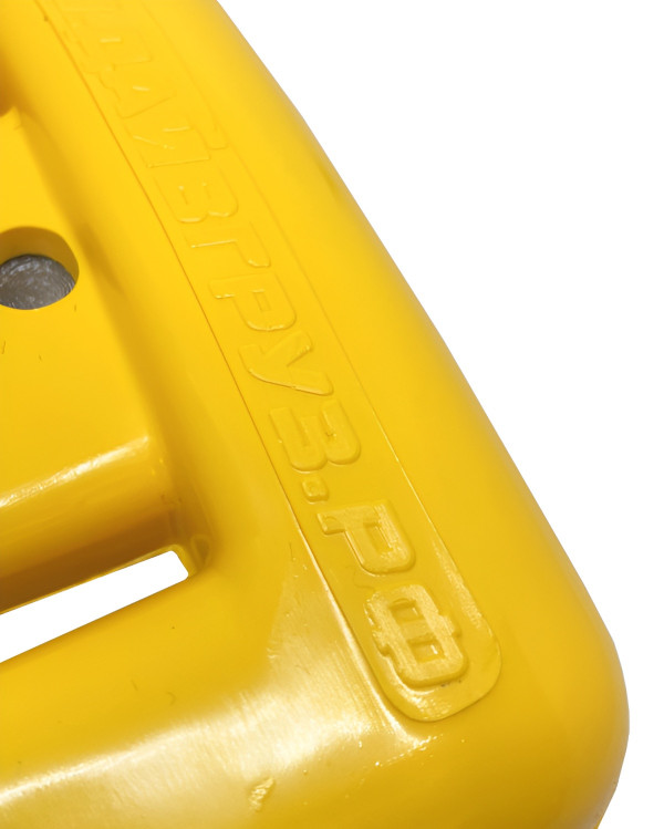 Пластиковое покрытие защищает плитку бассейна при отработке аварийного сброса.