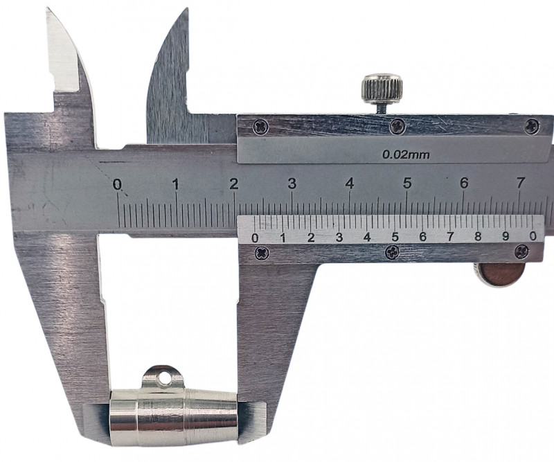 Длина втулки - чуть более 2.3см.