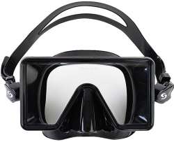 Маска «СКОРПЕНА Q8» обладает широким углом обзора, прекрасно подойдет для плавания по поверхности, либо для глубоких погружений с использованием SCUBA-оборудования (аквалангов).